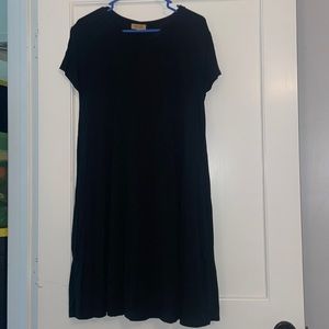 Piko black T-shirt dress with pockets